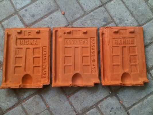 merk genteng karang pilang surabaya, genteng karang pilang goodyear, genteng karang pilang bambe, genteng karang pilang bisma